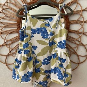 Sleeveless ballet bubble